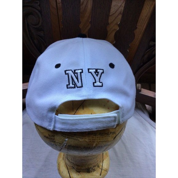 trucker hat baseball cap New York Statue of Liberty NY white,retro Polye… - Picture 2 of 4